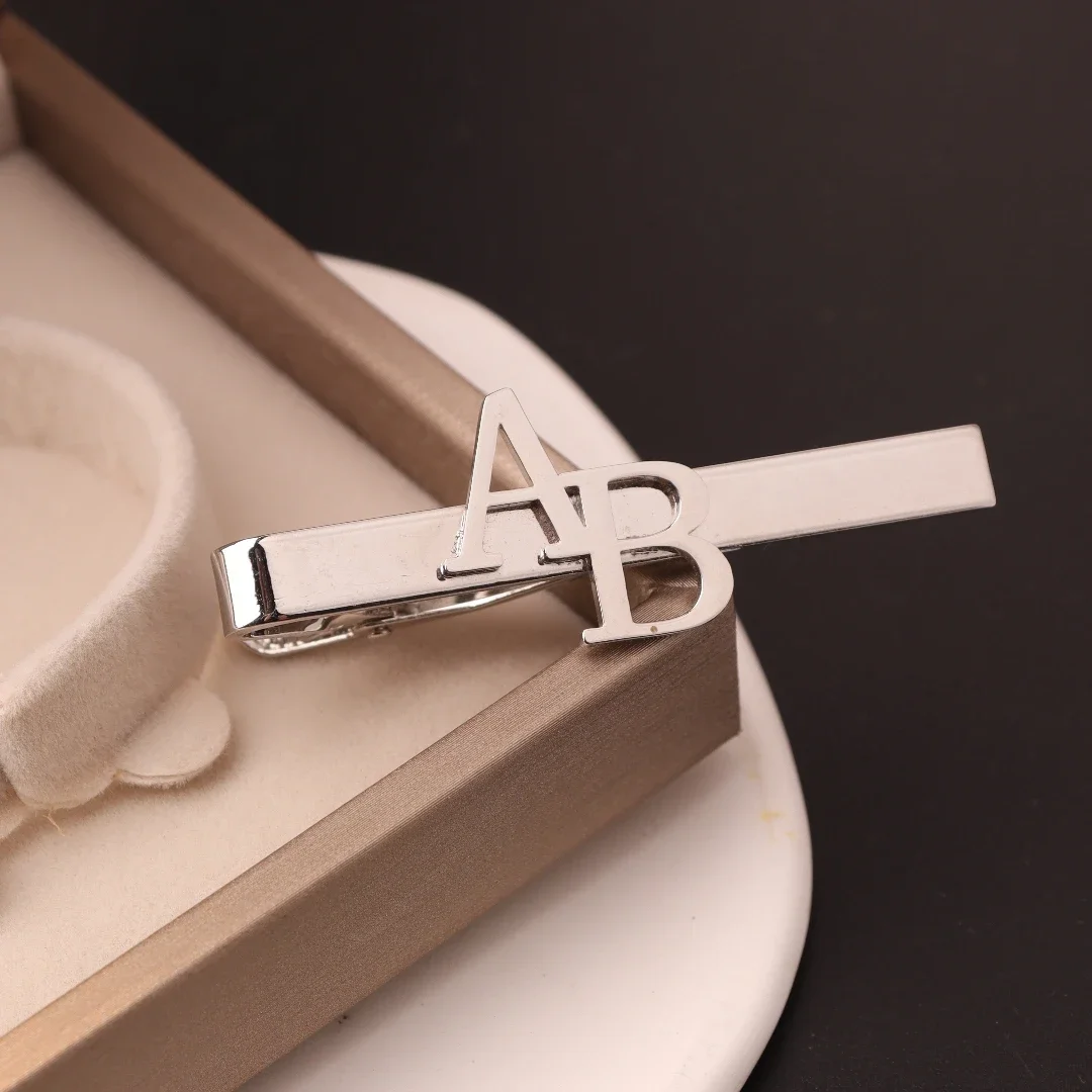 Custom Initial Tie Clip for Gr - Men'S Grooming Gifts 评论和价格