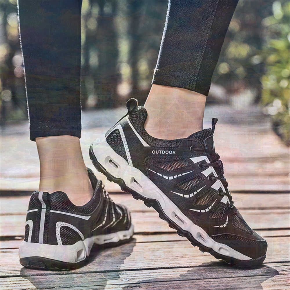 Sumer Round Tip Silver Sneaker - Mens Grooming Brand 评论和价格